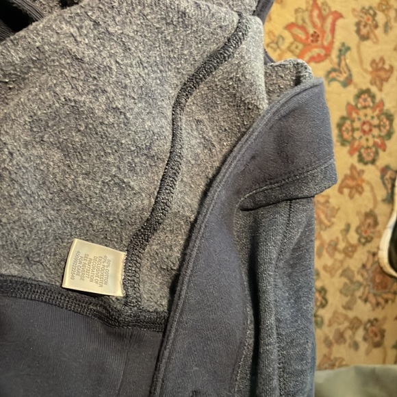 Sonoma Life Style Sporting Goods Gym to Street XL made in the Philippines. Navy - Picture 13 of 13